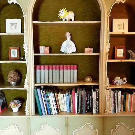 La Palazzina Bed and breakfast