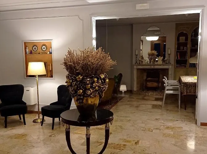 La Palazzina Bed & Breakfast