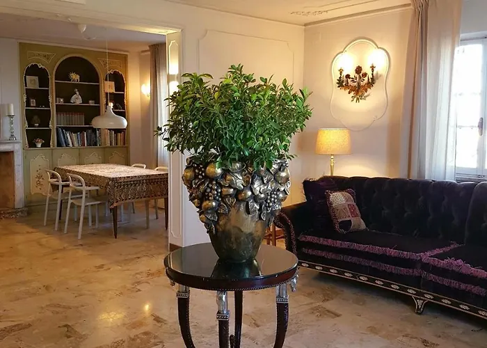 Bed & Breakfast La Palazzina *